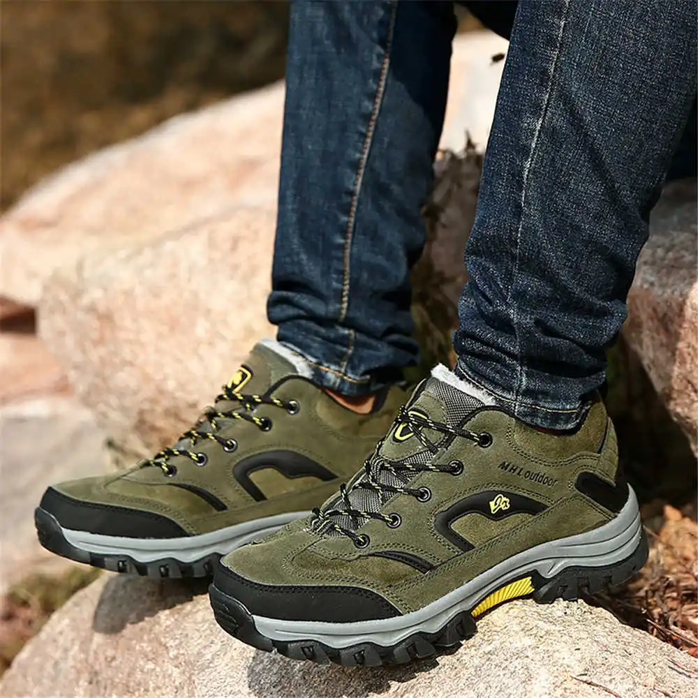 Women Accessories Shop Name Ideas - Scarpe da trekking in cotone da