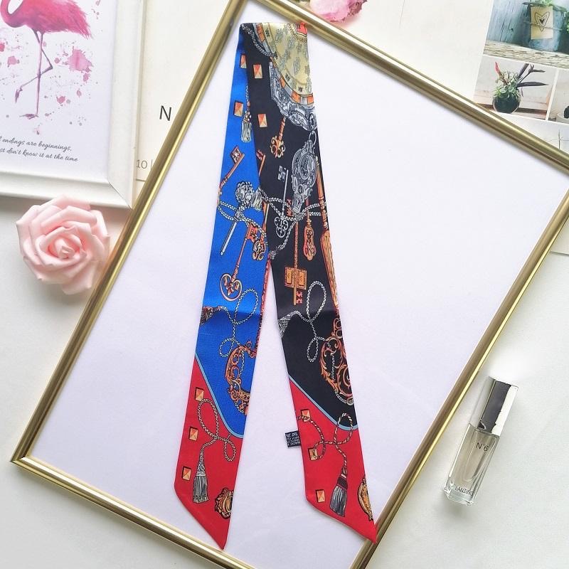 Sciarpa con stampa Quattro sta - Women Accessories In Wholesale recensione e prezzo