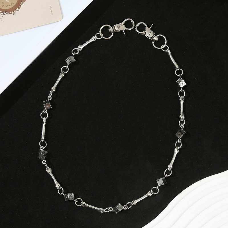 Catena per pantaloni con dadi  - Women'S Jeans Accessories Chain recensione e prezzo
