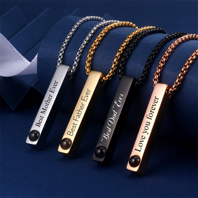 Collana con nome con immagine  - Women Accessories Gift Box recensione e prezzo